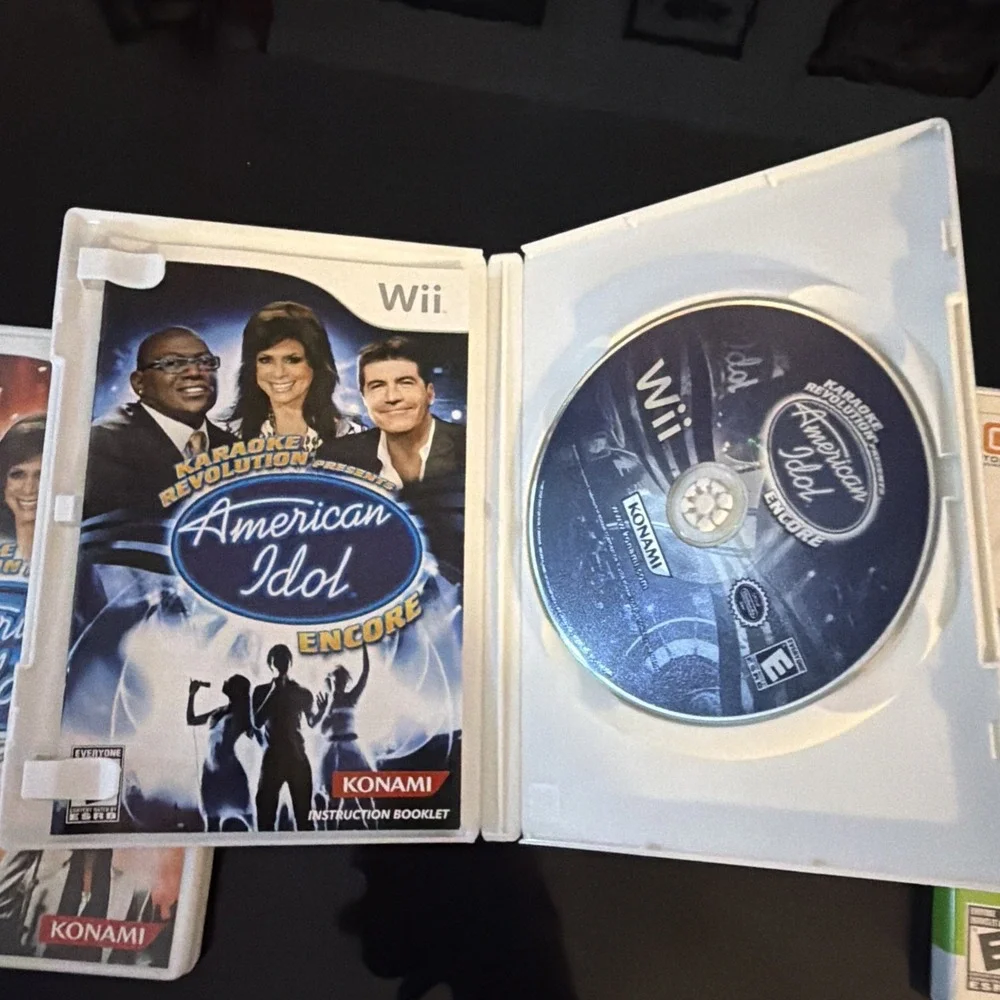 Karaoke Revolution American Idol Encore & Encore 2 Nintendo Wii Game Lot Tested